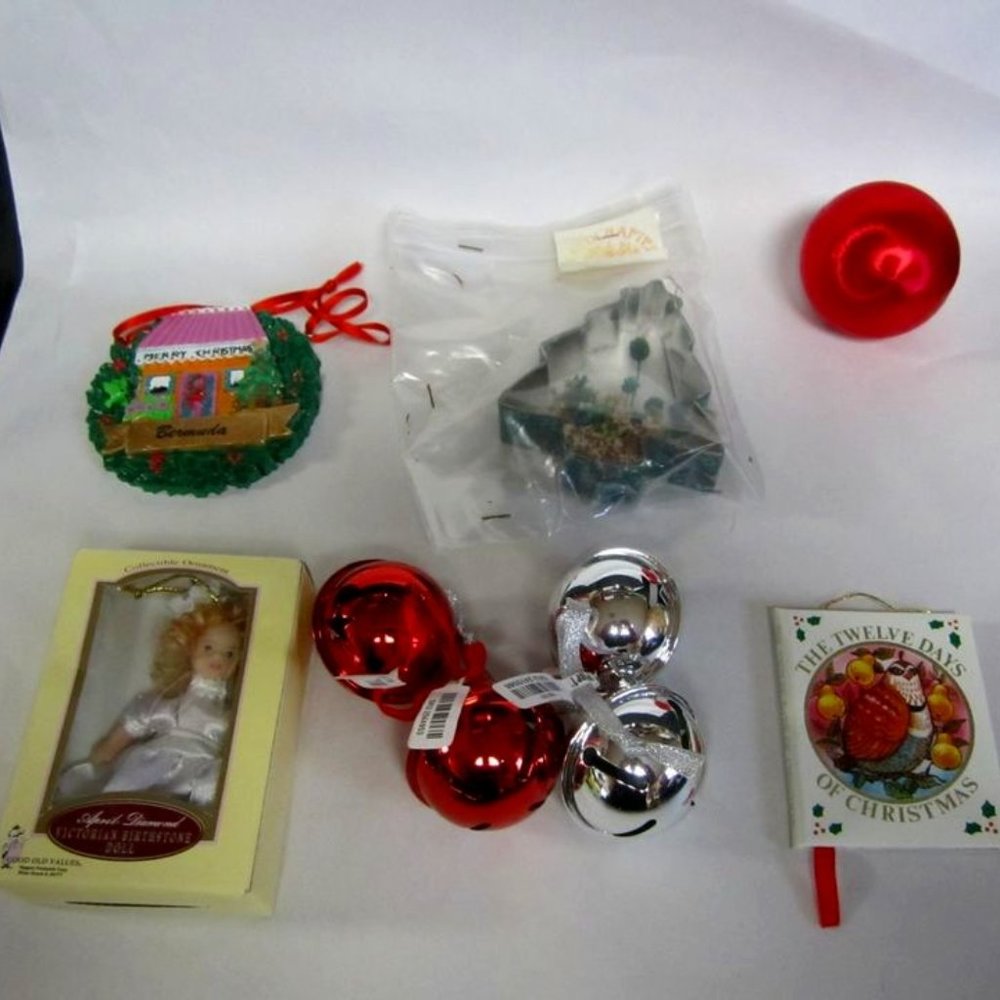 SET OF 9 ASSORTED ORNAMENTS, SOME NEVER USED